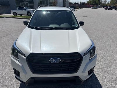 2023 Subaru Forester Base