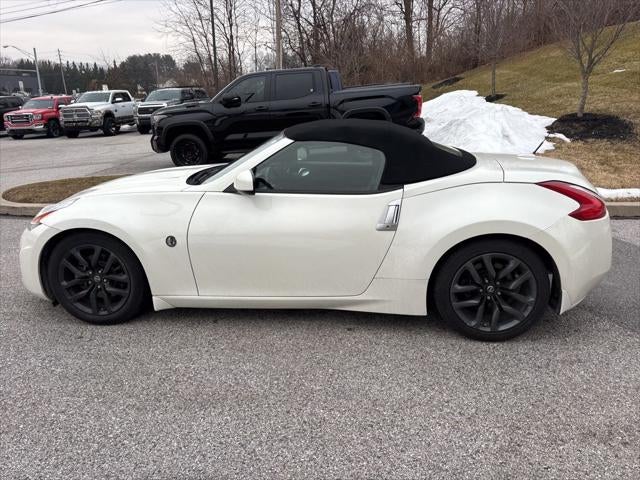 2016 Nissan 370Z Roadster Touring - Photo 28