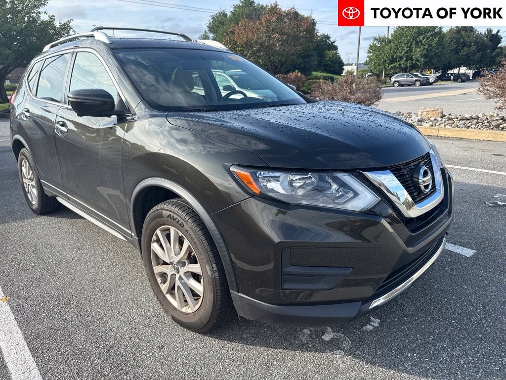 2017 Nissan Rogue SV