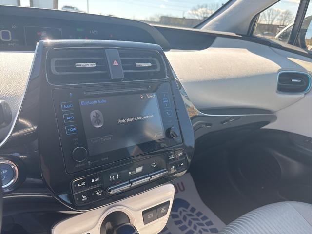 2016 Toyota Prius Three