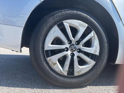 2016 Toyota Prius Three