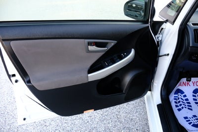2013 Toyota Prius Three