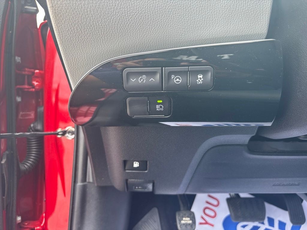 2021 Toyota Prius LE AWD-e