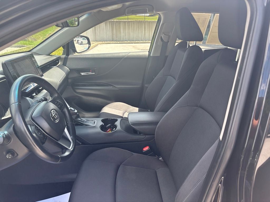 2023 Toyota Venza LE