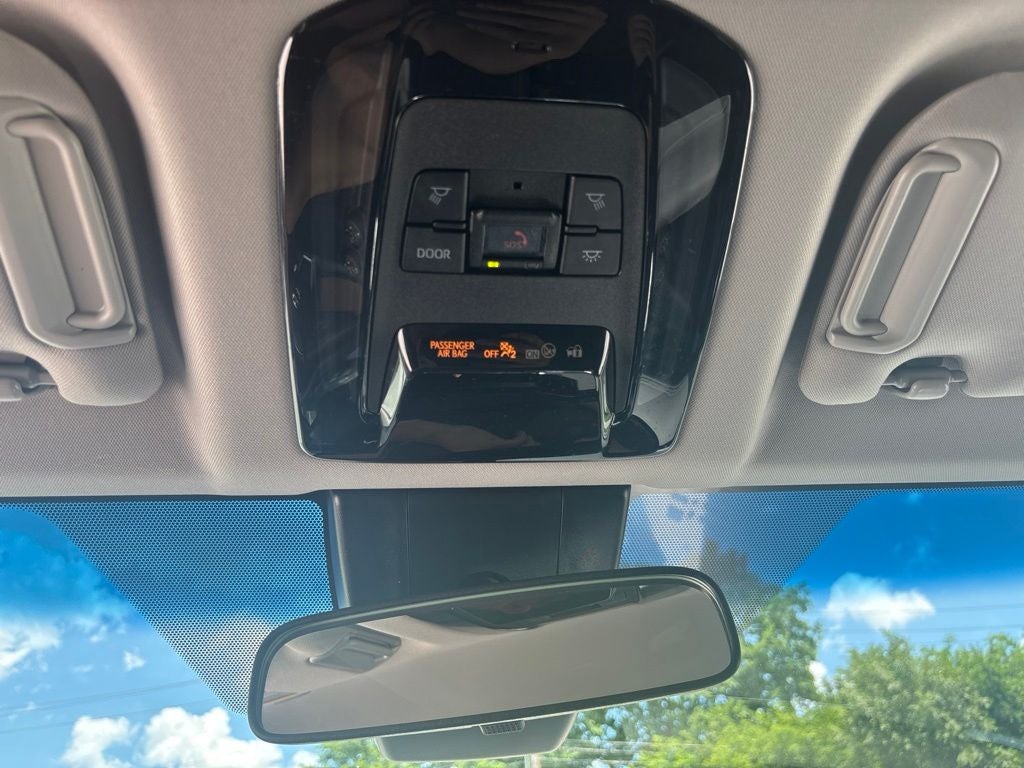 2023 Toyota Venza LE
