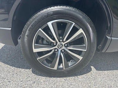 2023 Toyota Venza LE