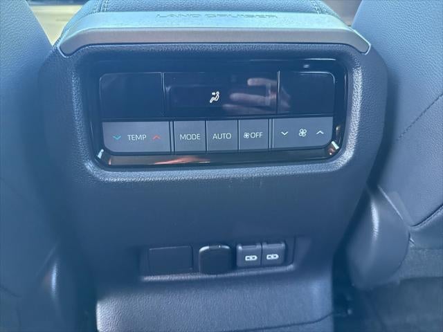 2025 Toyota Land Cruiser Base
