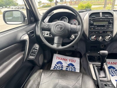 2004 Toyota RAV4 Base