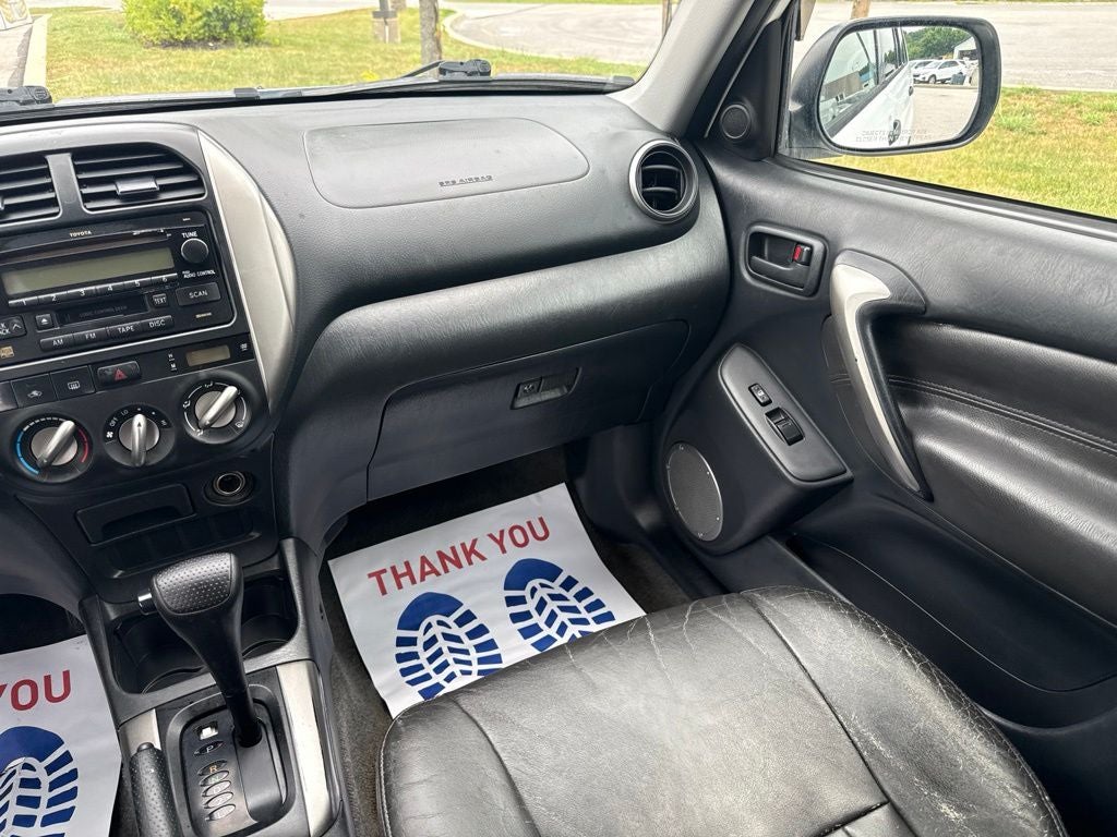 2004 Toyota RAV4 Base