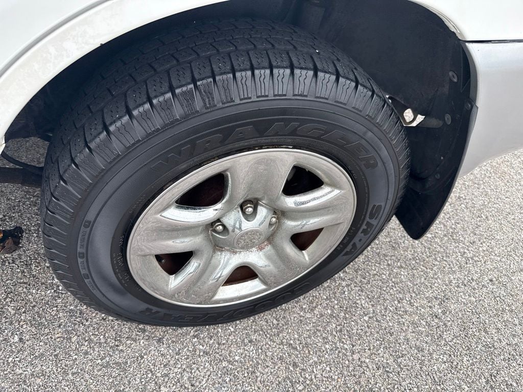 2004 Toyota RAV4 Base