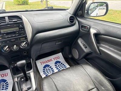 2004 Toyota RAV4 Base