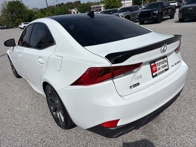 2017 Lexus IS 300