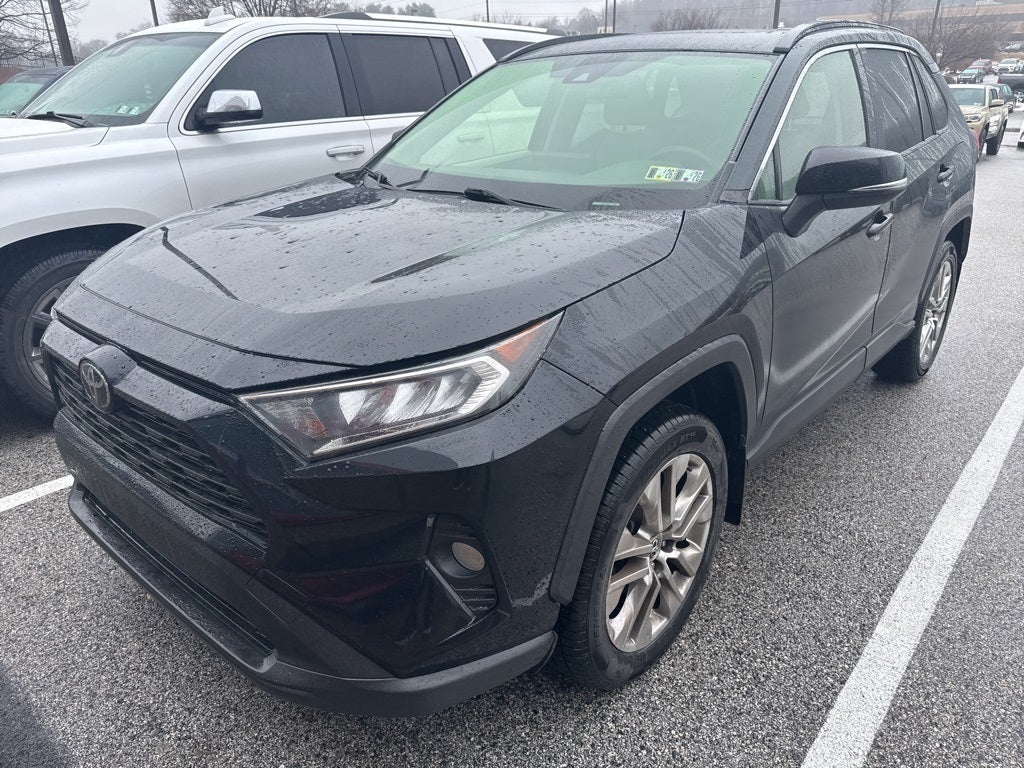 2019 Toyota RAV4 XLE Premium