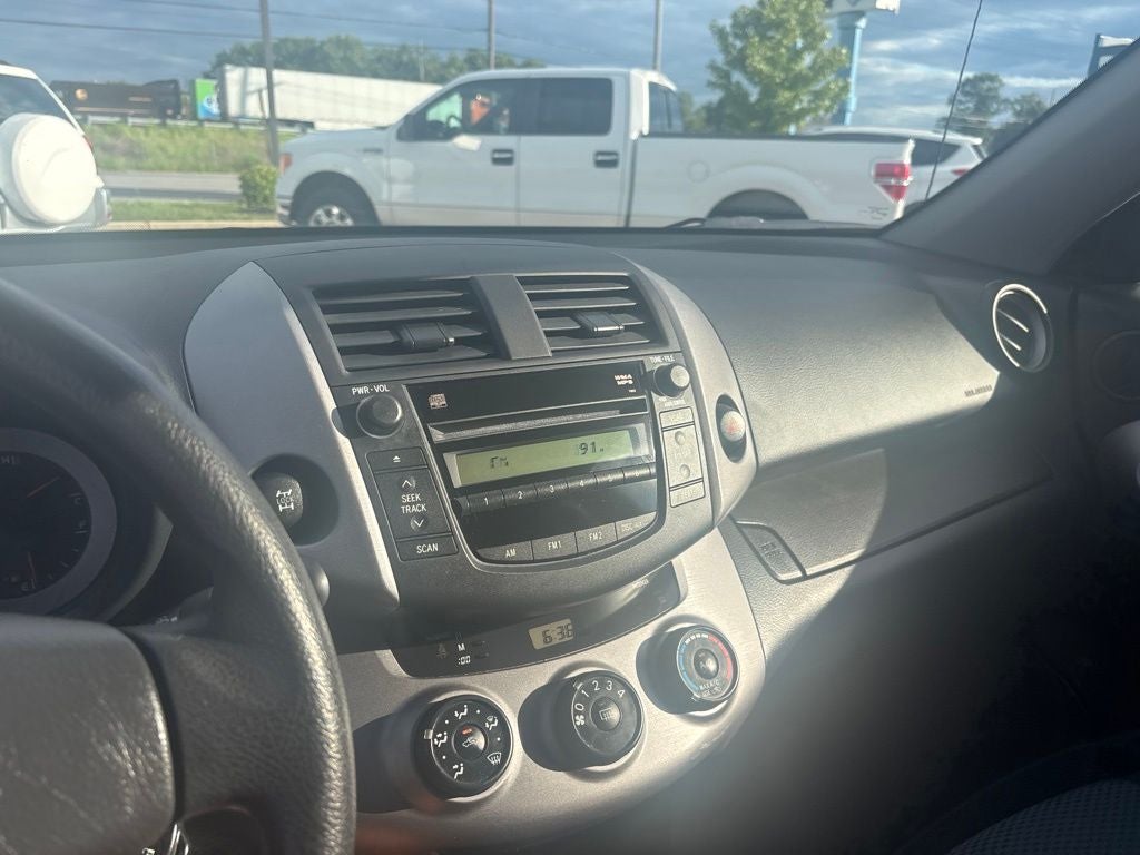 2007 Toyota RAV4 Sport