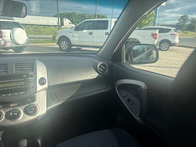 2007 Toyota RAV4 Sport