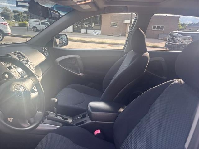 2007 Toyota RAV4 Sport