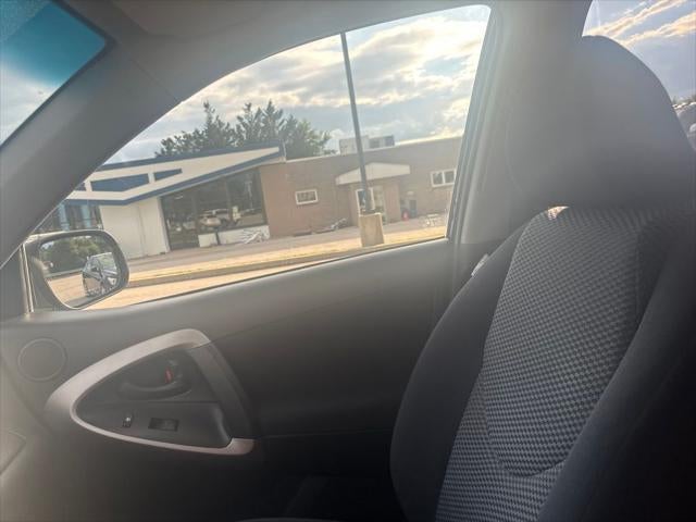 2007 Toyota RAV4 Sport