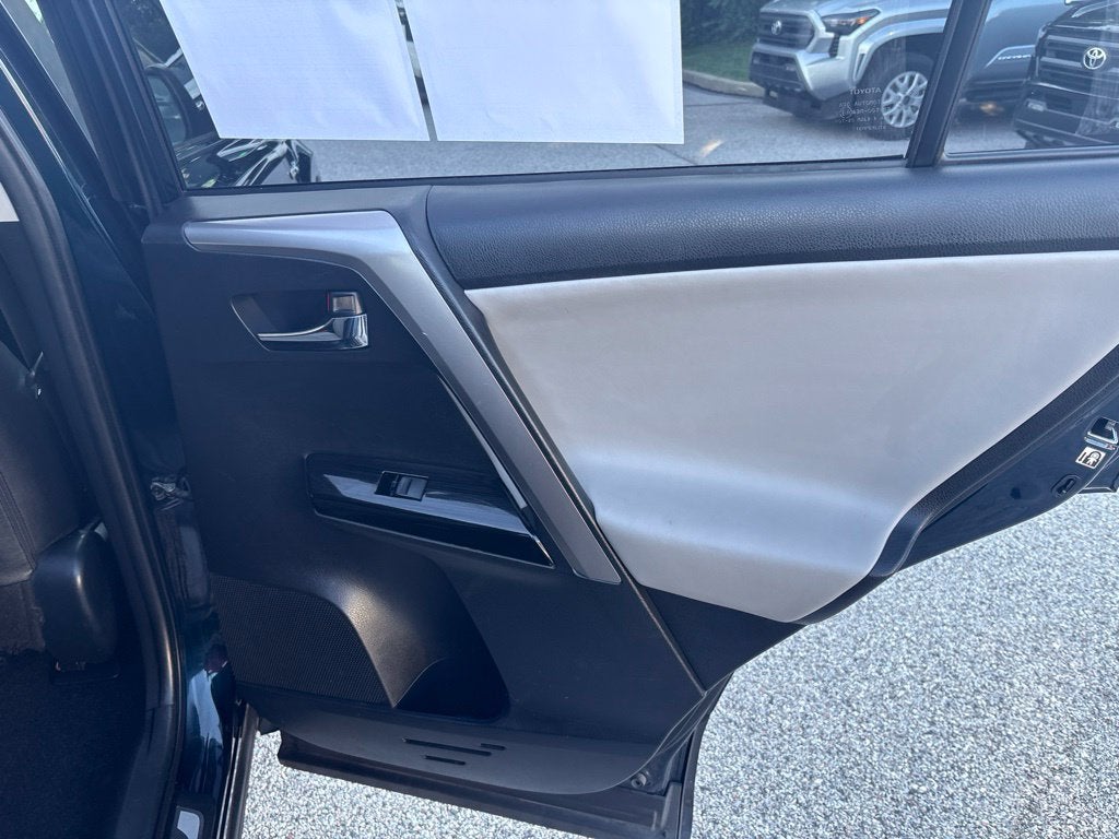 2018 Toyota RAV4 Hybrid Limited