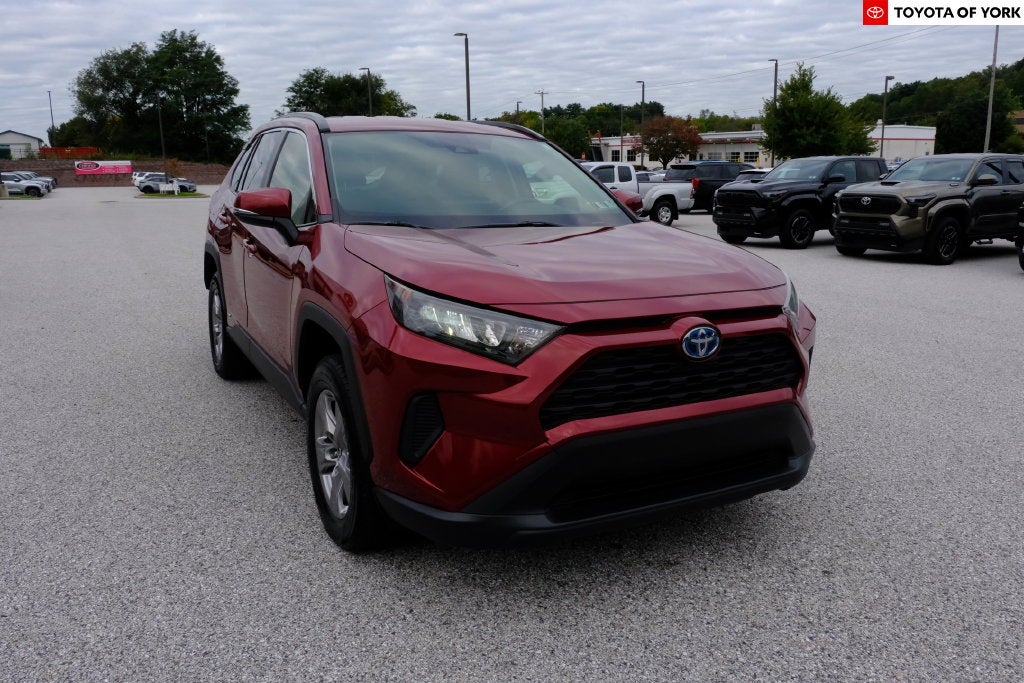 2022 Toyota RAV4 Hybrid LE