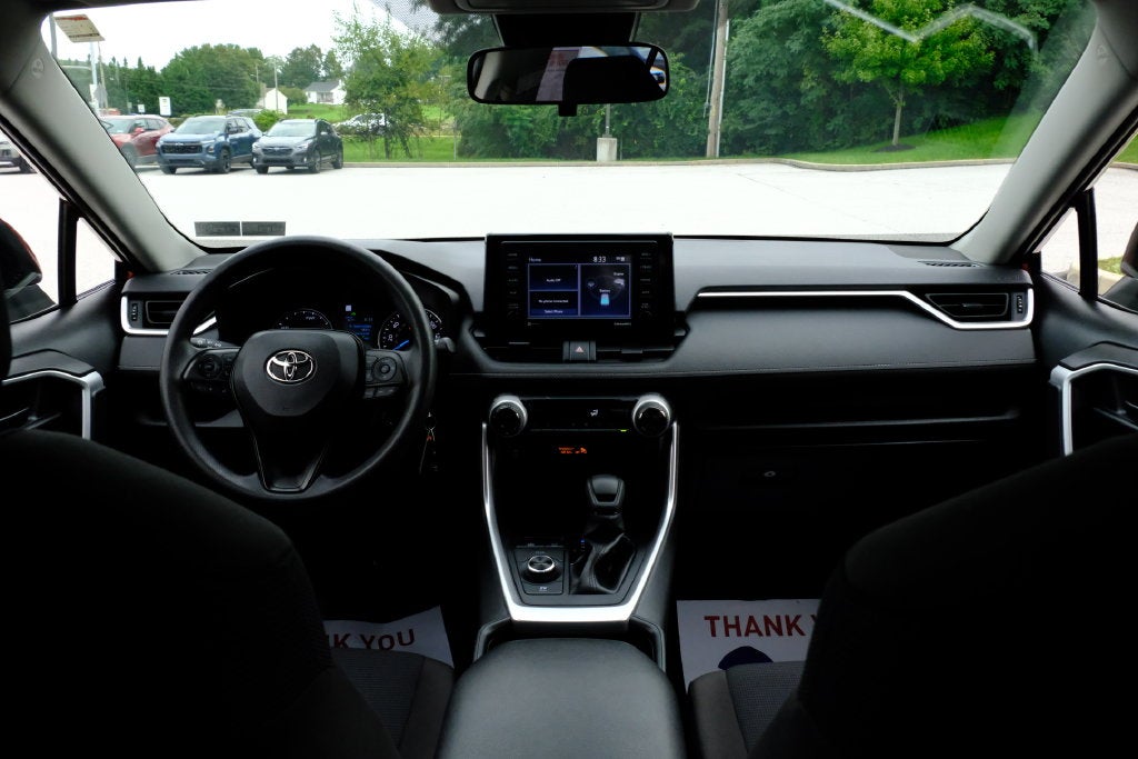 2022 Toyota RAV4 Hybrid LE