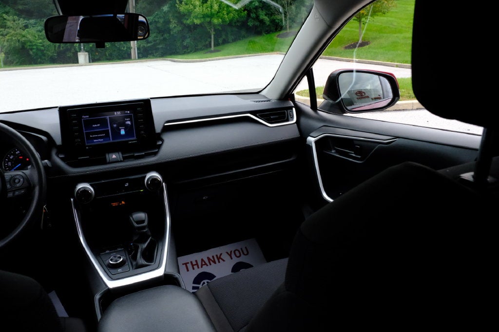 2022 Toyota RAV4 Hybrid LE
