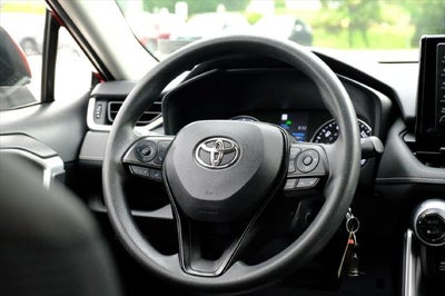 2022 Toyota RAV4 Hybrid LE