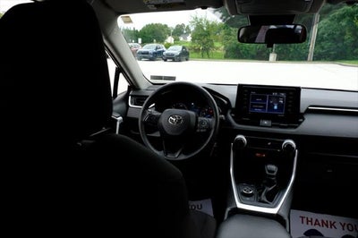 2022 Toyota RAV4 Hybrid LE
