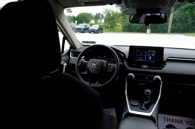 2022 Toyota RAV4 Hybrid LE