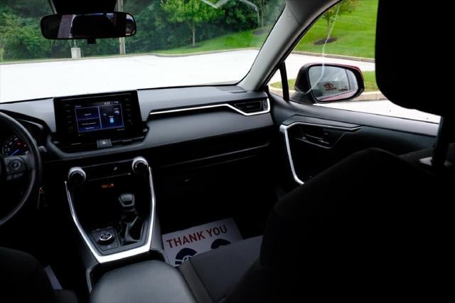 2022 Toyota RAV4 Hybrid LE