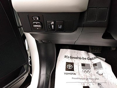 2018 Toyota RAV4 Hybrid LE