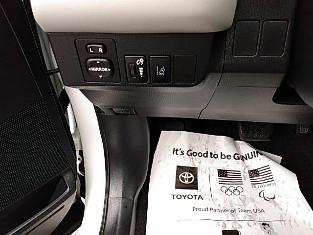 2018 Toyota RAV4 Hybrid LE