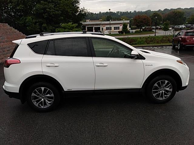 2018 Toyota RAV4 Hybrid LE