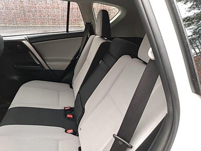 2018 Toyota RAV4 Hybrid LE