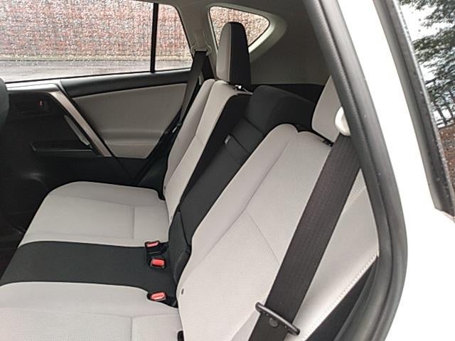 2018 Toyota RAV4 Hybrid LE