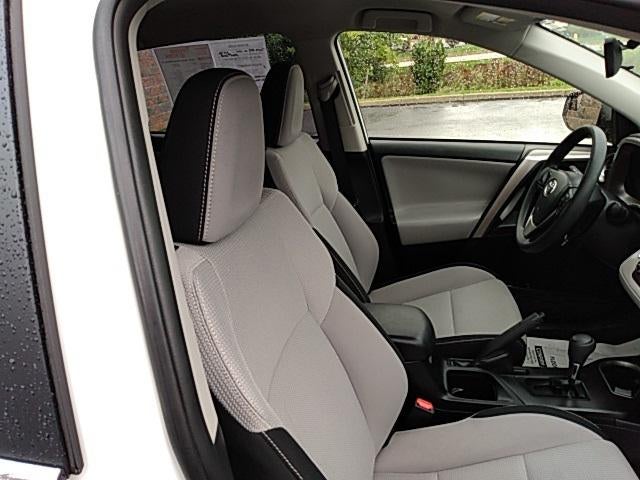 2018 Toyota RAV4 Hybrid LE