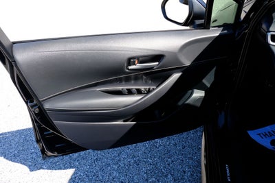 2025 Toyota Corolla Hatchback SE