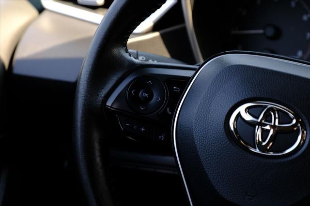 2025 Toyota Corolla Hatchback SE