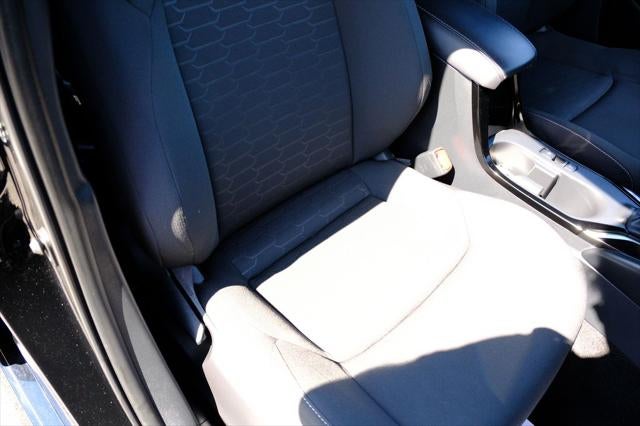 2025 Toyota Corolla Hatchback SE
