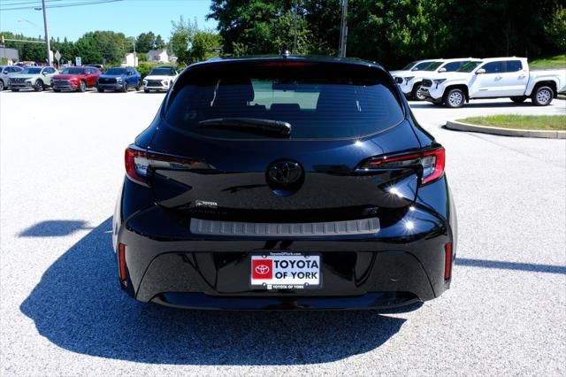 2025 Toyota Corolla Hatchback SE