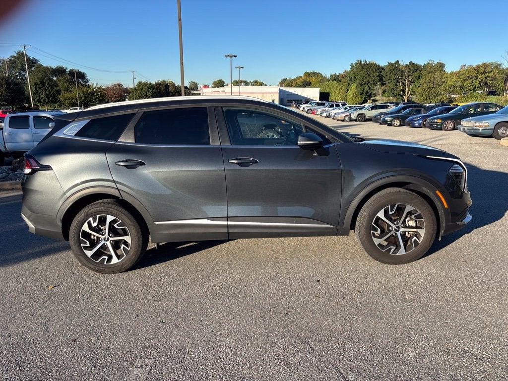 2024 Kia Sportage EX