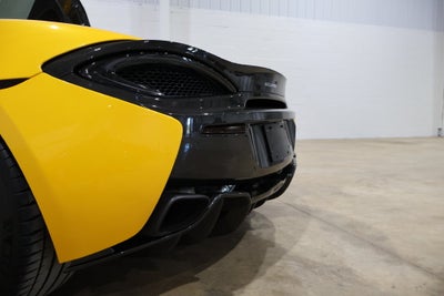 2016 McLaren 570S Base