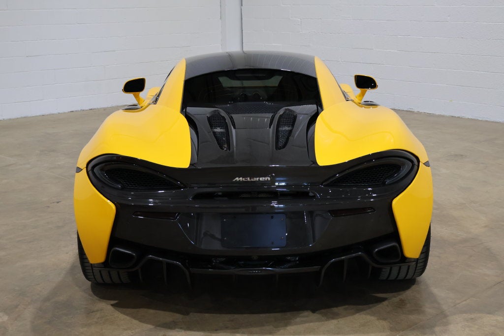 2016 McLaren 570S Base