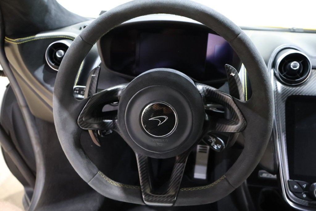 2016 McLaren 570S Base
