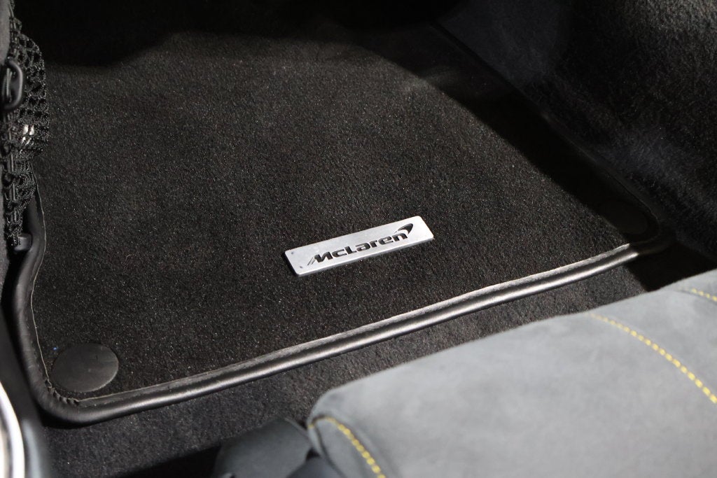 2016 McLaren 570S Base