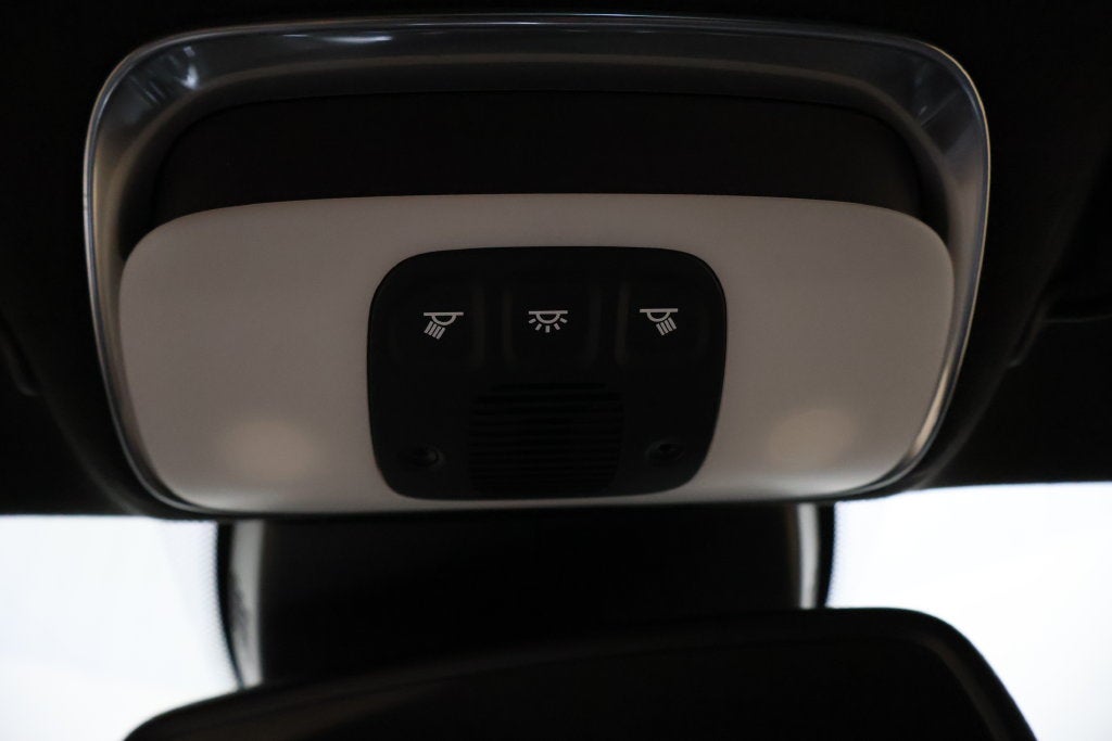 2016 McLaren 570S Base