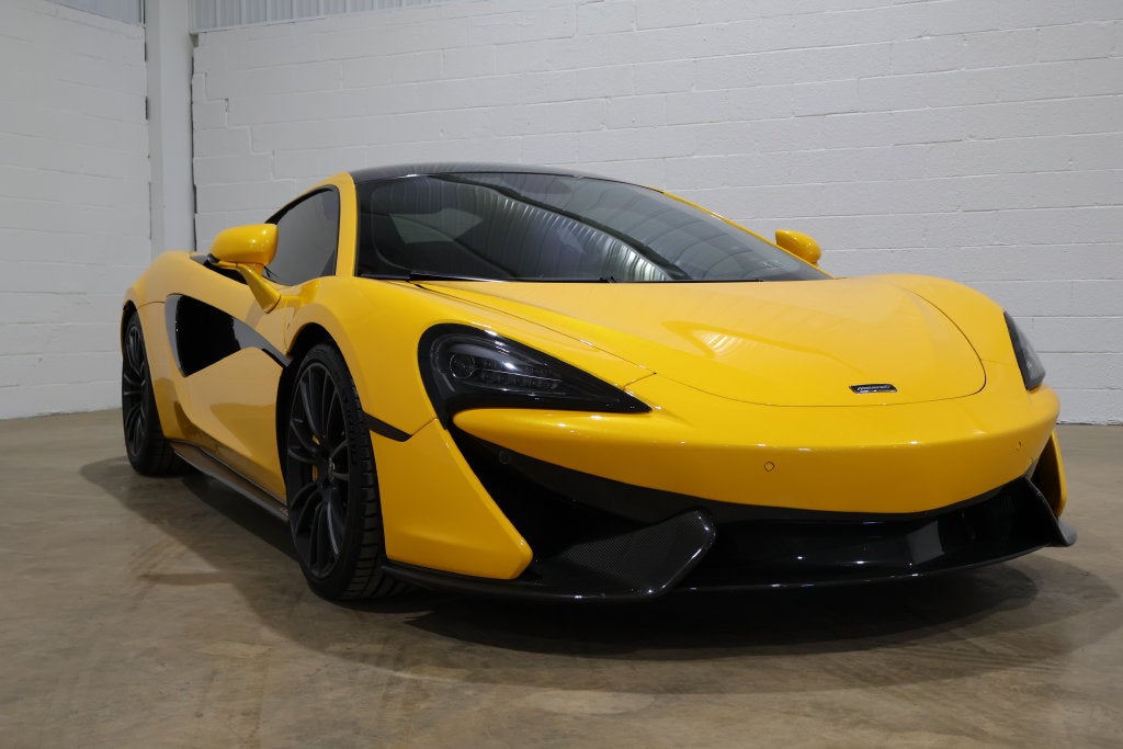 2016 McLaren 570S Base
