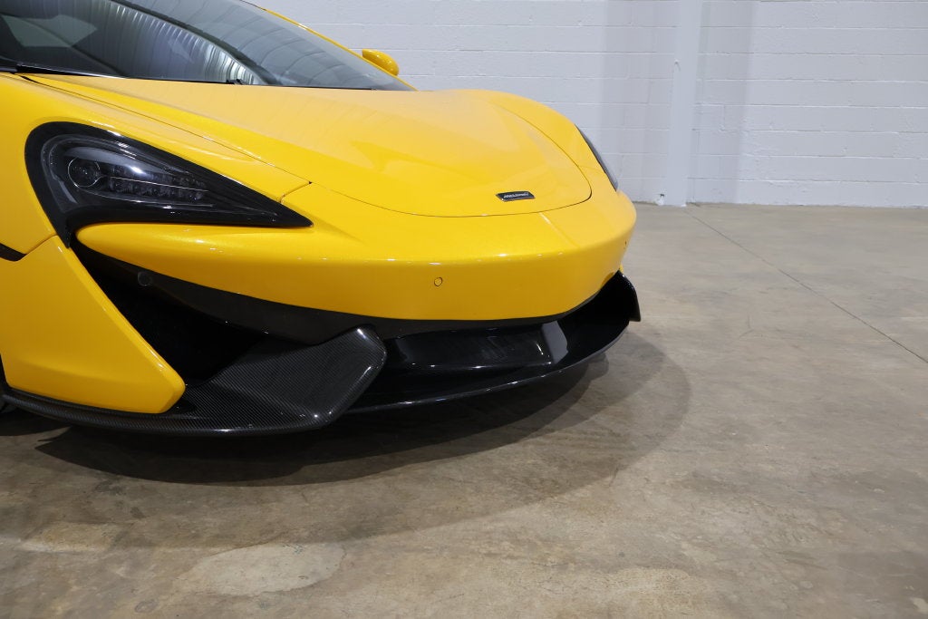 2016 McLaren 570S Base