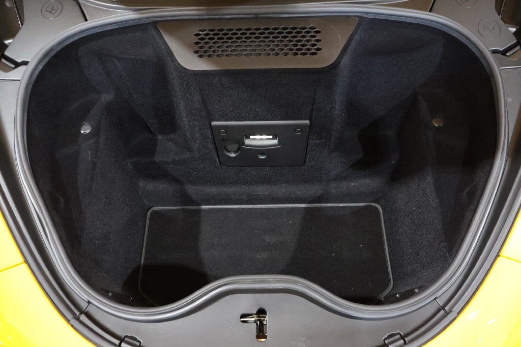 2016 McLaren 570S Base