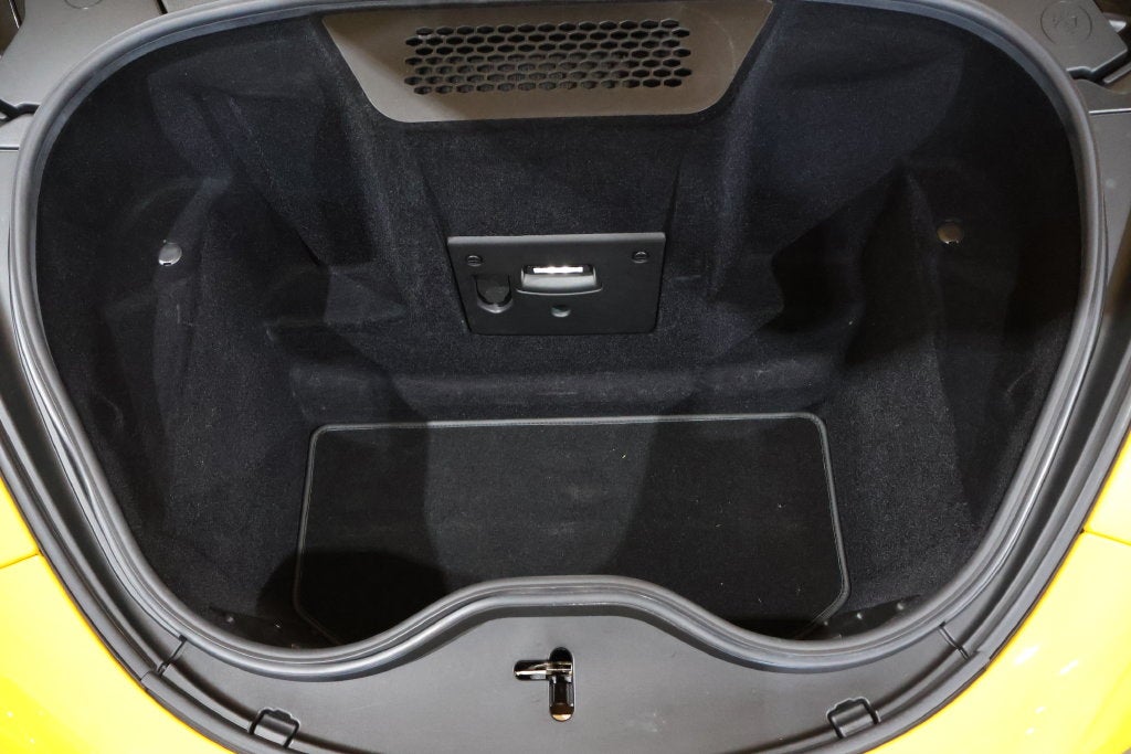 2016 McLaren 570S Base
