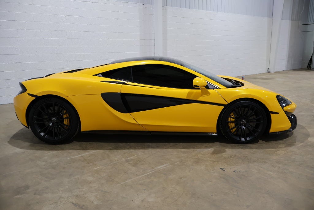 2016 McLaren 570S Base